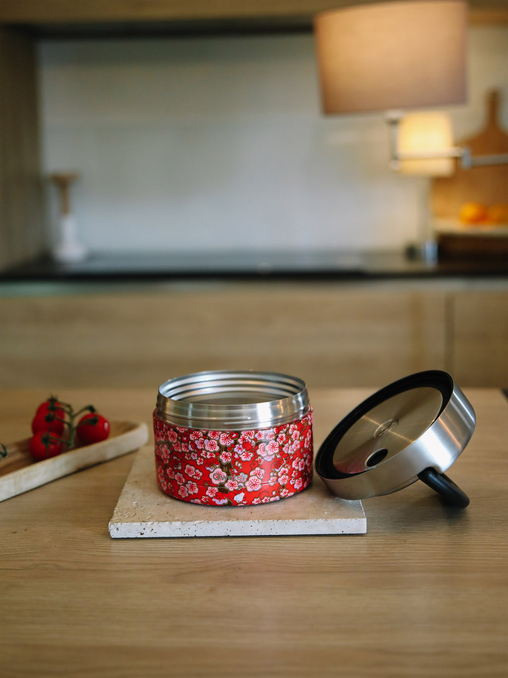 Insulated Lunchbox handle- Flowers Red 